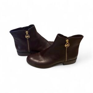 Michael Kors Dark Brown Lainy flat Ankle Booties with Gold Zipper Size 9
